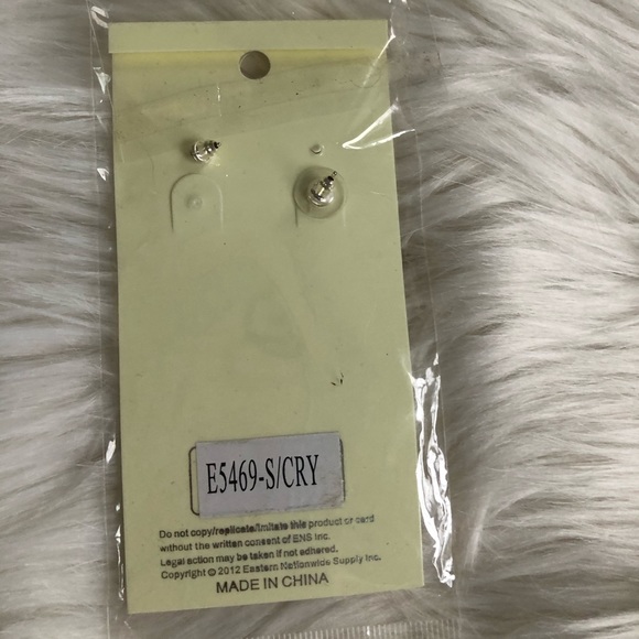 Cubic zirconia drop earrings - Picture 6 of 6